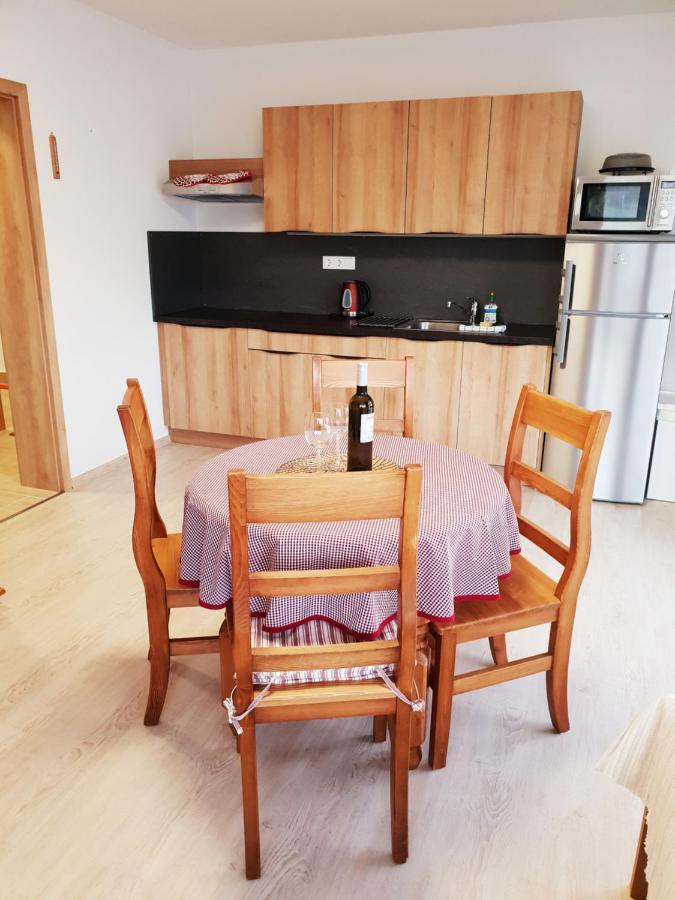 Amalia Haus Apartment Тукс Екстериор снимка